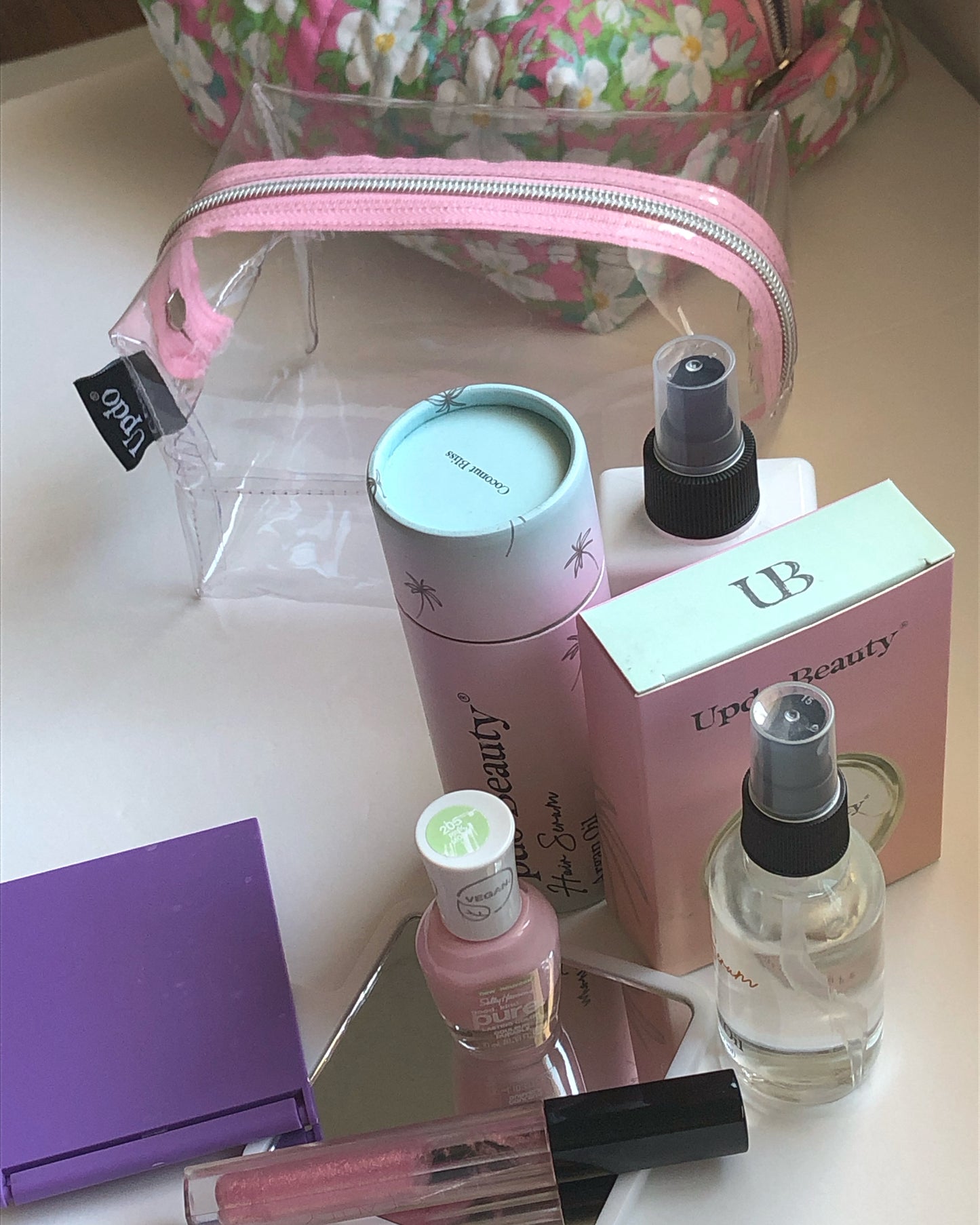 Updo Clear Cosmetic Bag